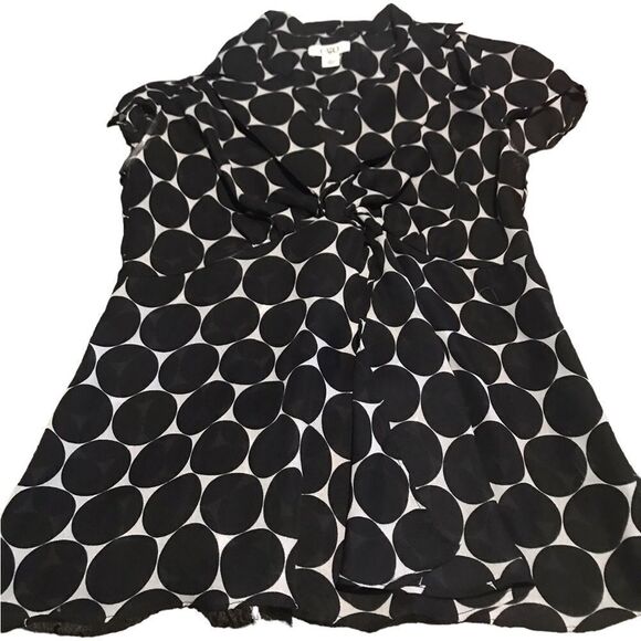 Cato Tops - Cato size 6 Like new blouse excellent condition